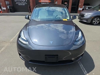 2024 Tesla Model Y Long Range - miniatura 2