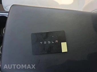 2024 Tesla Model Y Long Range - miniatura 22
