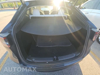 2024 Tesla Model Y Long Range - miniatura 16
