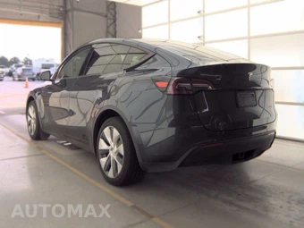 2024 Tesla Model Y Long Range - miniatura 6