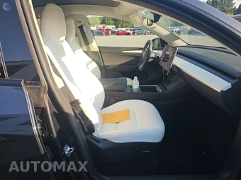2024 Tesla Model Y Long Range - miniatura 8