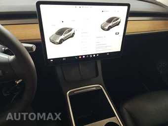 2024 Tesla Model Y Long Range - miniatura 11