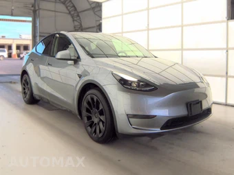 2024 Tesla Model Y Long Range - miniatura 3