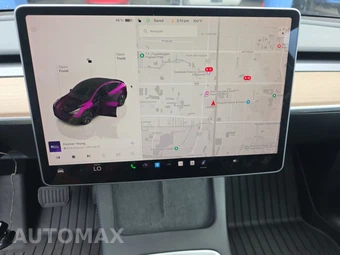 2024 Tesla Model Y Long Range - miniatura 11