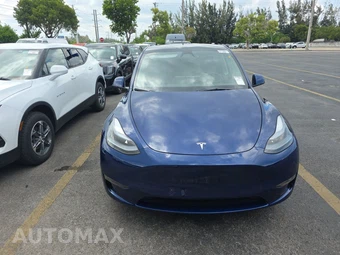 2024 Tesla Model Y Long Range - miniatura 2
