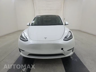 2024 Tesla Model Y Long Range - miniatura 2