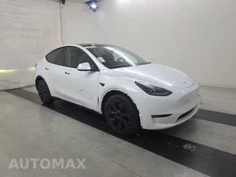 2024 Tesla Model Y Long Range - miniatura 3