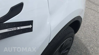 2024 Tesla Model Y Long Range - miniatura 48