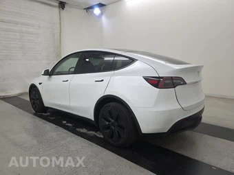 2024 Tesla Model Y Long Range - miniatura 6