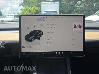 2024 Tesla Model Y Long Range - miniatura 10