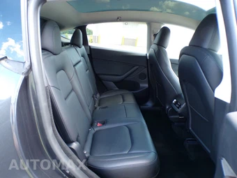 2024 Tesla Model Y Long Range - miniatura 15