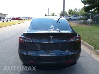 2024 Tesla Model Y Long Range - miniatura 7
