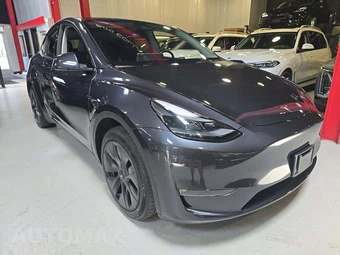 2024 Tesla Model Y Long Range - miniatura 4