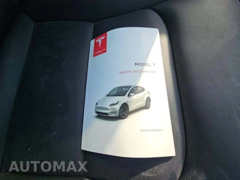2024 Tesla Model Y Long Range – miniatura 24
