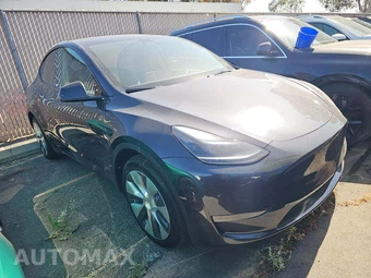 2024 Tesla Model Y Long Range – miniatura 4