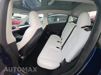2024 Tesla Model Y Long Range - miniatura 13