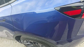 2024 Tesla Model Y Long Range - miniatura 23