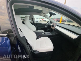 2024 Tesla Model Y Long Range - miniatura 8