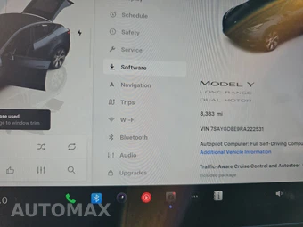 2024 Tesla Model Y Long Range – miniatura 12
