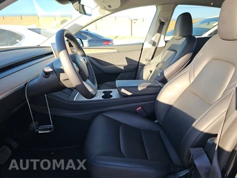 2024 Tesla Model Y Long Range – miniatura 7
