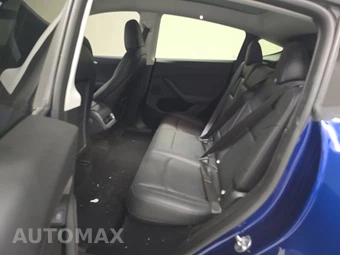 2024 Tesla Model Y Performance - miniatura 13