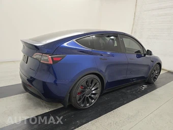 2024 Tesla Model Y Performance - miniatura 4