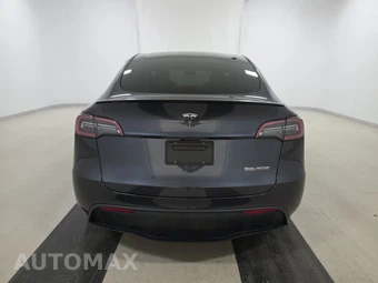2024 Tesla Model Y Performance - miniatura 5
