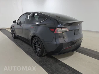 2024 Tesla Model Y Performance - miniatura 6
