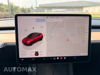 2024 Tesla Model Y Performance - miniatura 19