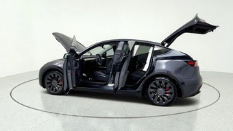 2024 Tesla Model Y Performance - miniatura 15