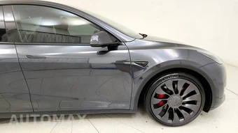 2024 Tesla Model Y Performance - miniatura 21