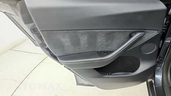 2024 Tesla Model Y Performance - miniatura 45