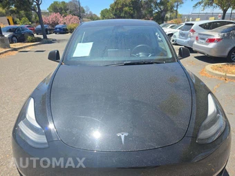 2024 Tesla Model Y Standard Range - miniatura 19