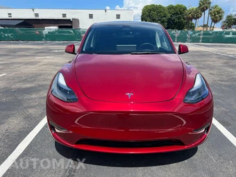 2024 Tesla Model Y Standard Range - miniatura 10