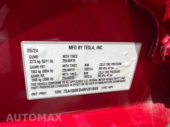 2024 Tesla Model Y Standard Range - miniatura 19