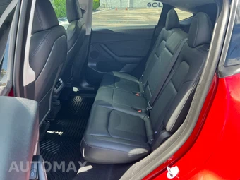 2024 Tesla Model Y Standard Range - miniatura 22