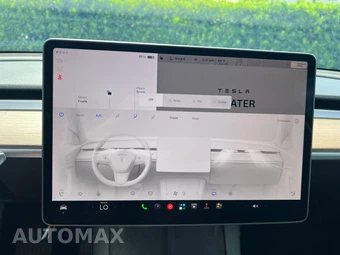 2024 Tesla Model Y Standard Range - miniatura 39