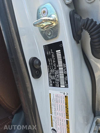 2024 Toyota 4Runner Limited - miniatura 16