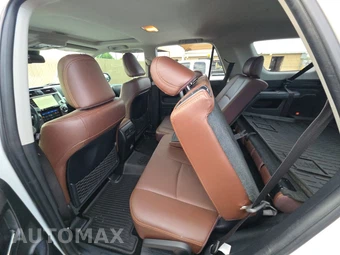 2024 Toyota 4Runner Limited - miniatura 13