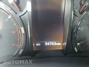 2024 Toyota 4Runner SR5 – miniatura 12