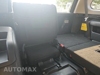 2024 Toyota 4Runner SR5 – miniatura 14
