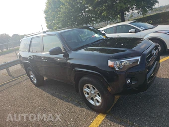 2024 Toyota 4Runner SR5 – miniatura 3