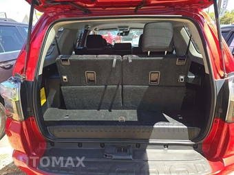 2024 Toyota 4Runner SR5 - miniatura 15