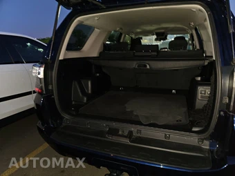 2024 Toyota 4Runner SR5 - miniatura 16