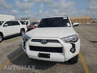 2024 Toyota 4Runner SR5 - miniatura 2
