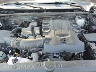 2024 Toyota 4Runner SR5 - miniatura 15