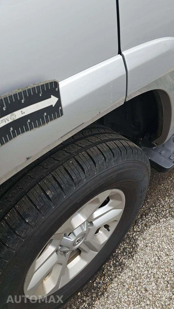2024 Toyota 4Runner SR5 - miniatura 27