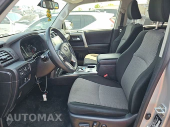 2024 Toyota 4Runner SR5 - miniatura 7