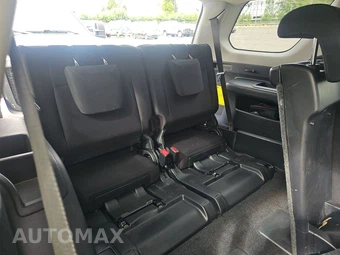 2024 Toyota 4Runner SR5 - miniatura 14