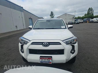 2024 Toyota 4Runner SR5 - miniatura 2